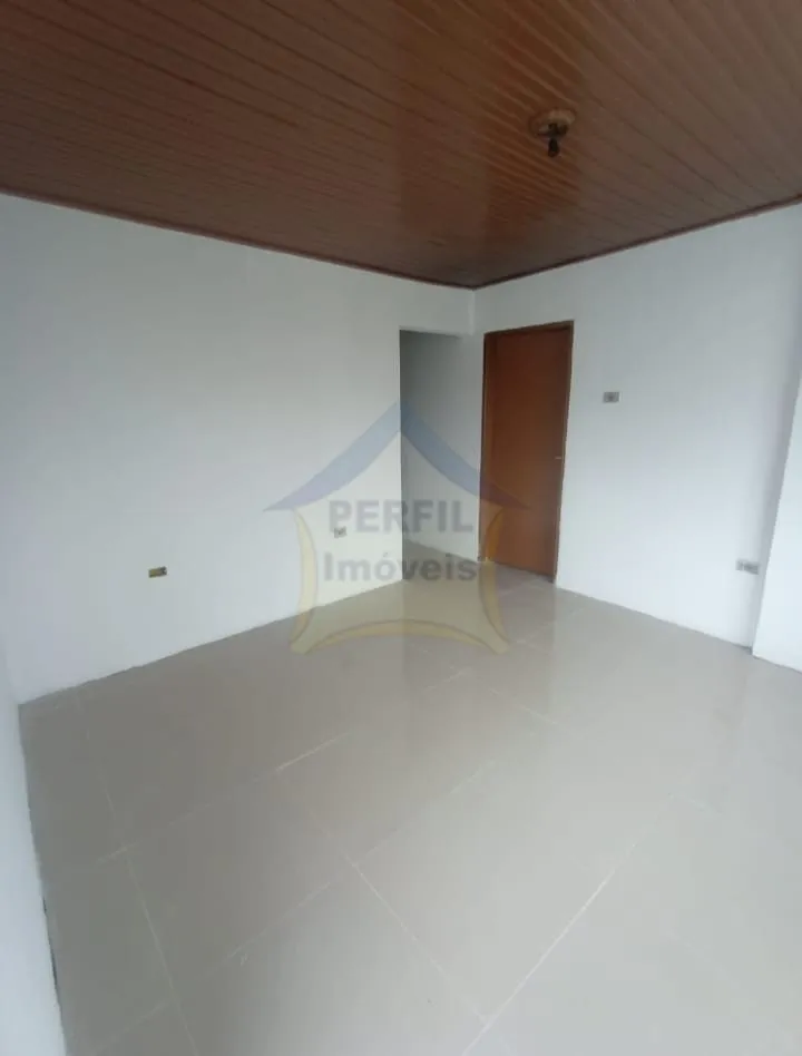 Casa 3 quartos para Venda no bairro Vila Assis Brasil em Mauá