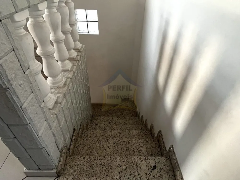 Sobrado 4 quartos para Venda no bairro Vila Curuçá em Santo André