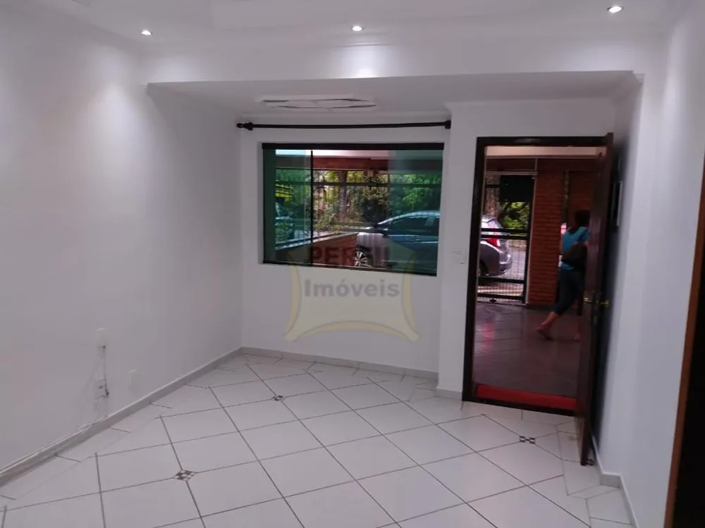 Sobrado 4 quartos para Venda no bairro Vila Curuçá em Santo André