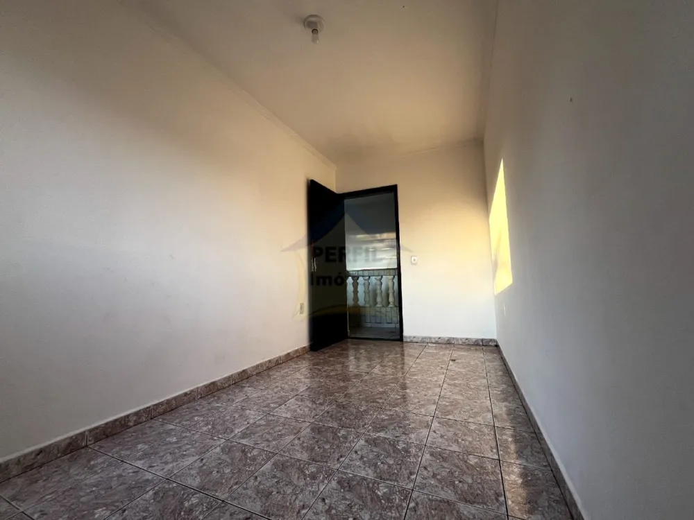 Sobrado 4 quartos para Venda no bairro Vila Curuçá em Santo André