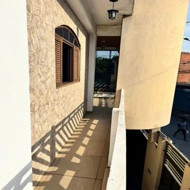 Sobrado 5 quartos para Venda no bairro Jardim Adelina em Mauá