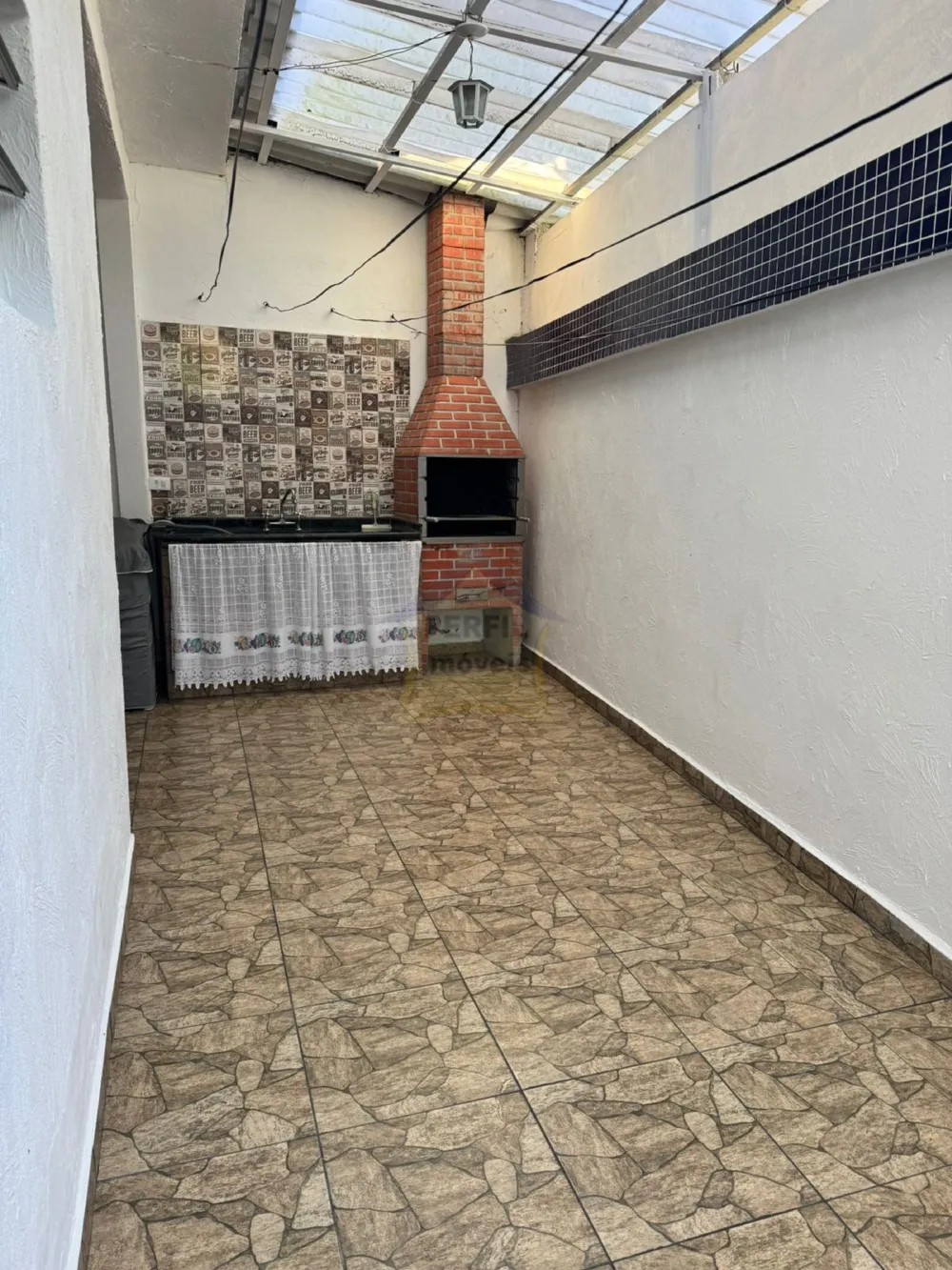Sobrado 5 quartos para Venda no bairro Jardim Adelina em Mauá