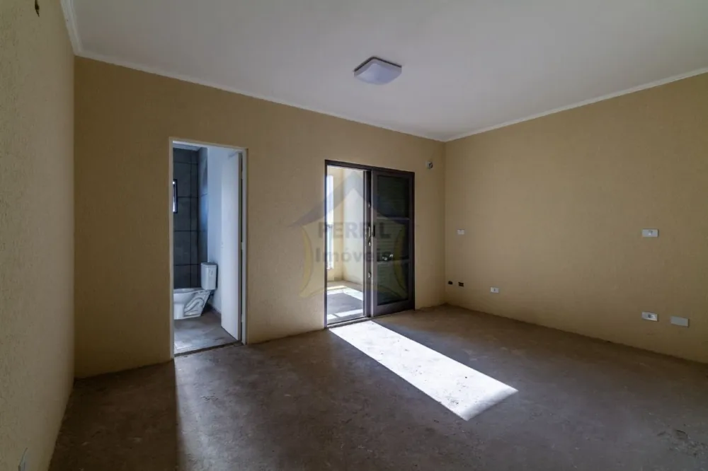 Sobrado 4 quartos para Venda no bairro Parque João Ramalho em Santo André