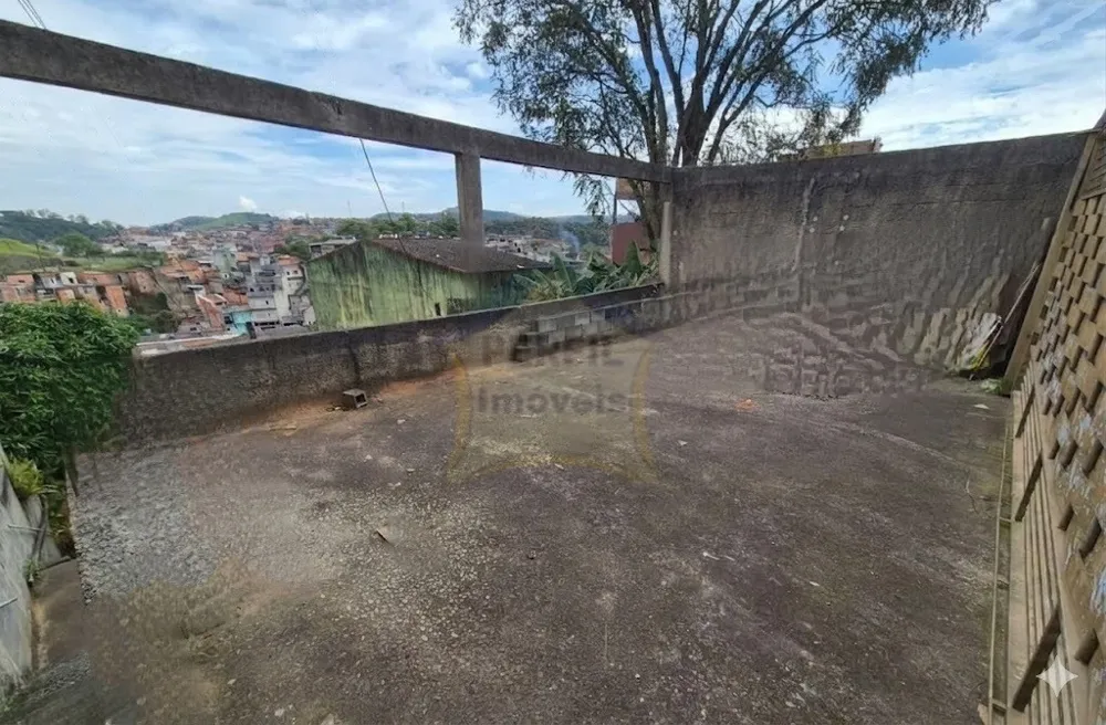 Terreno para Venda no bairro Jardim Luzitano em Mauá