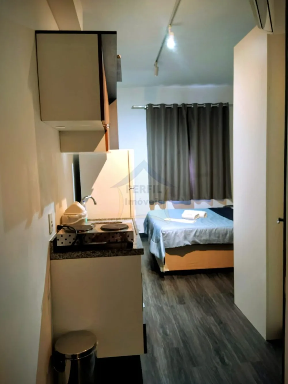 STUDIO À VENDA EM SCS 20M - MOBILIADO.