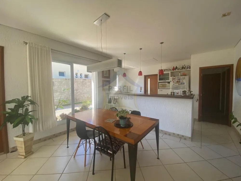 Casa 3 quartos para Venda no bairro Terras de Santa Cruz em Itatiba
