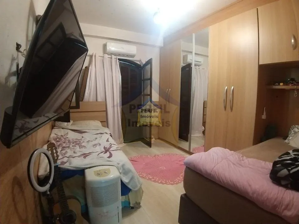 LINDA CHÁCARA À VENDA ,no bairro Dos Finco, 3 dorm, 1 suíte, 6 vagas, 450 m, 1200 m