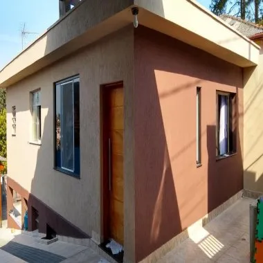 LINDA CASA TÉRREA A VENDA / VILA SUÍSSA - RIBEIRÃO PIRES .