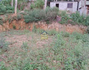Terreno à Venda no bairro Barro Branco, Ribeirão Pires 200 mts