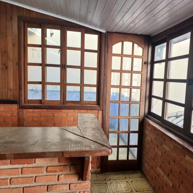 Casa à Venda no bairro Vila Assunção, Santo André- 180 mts