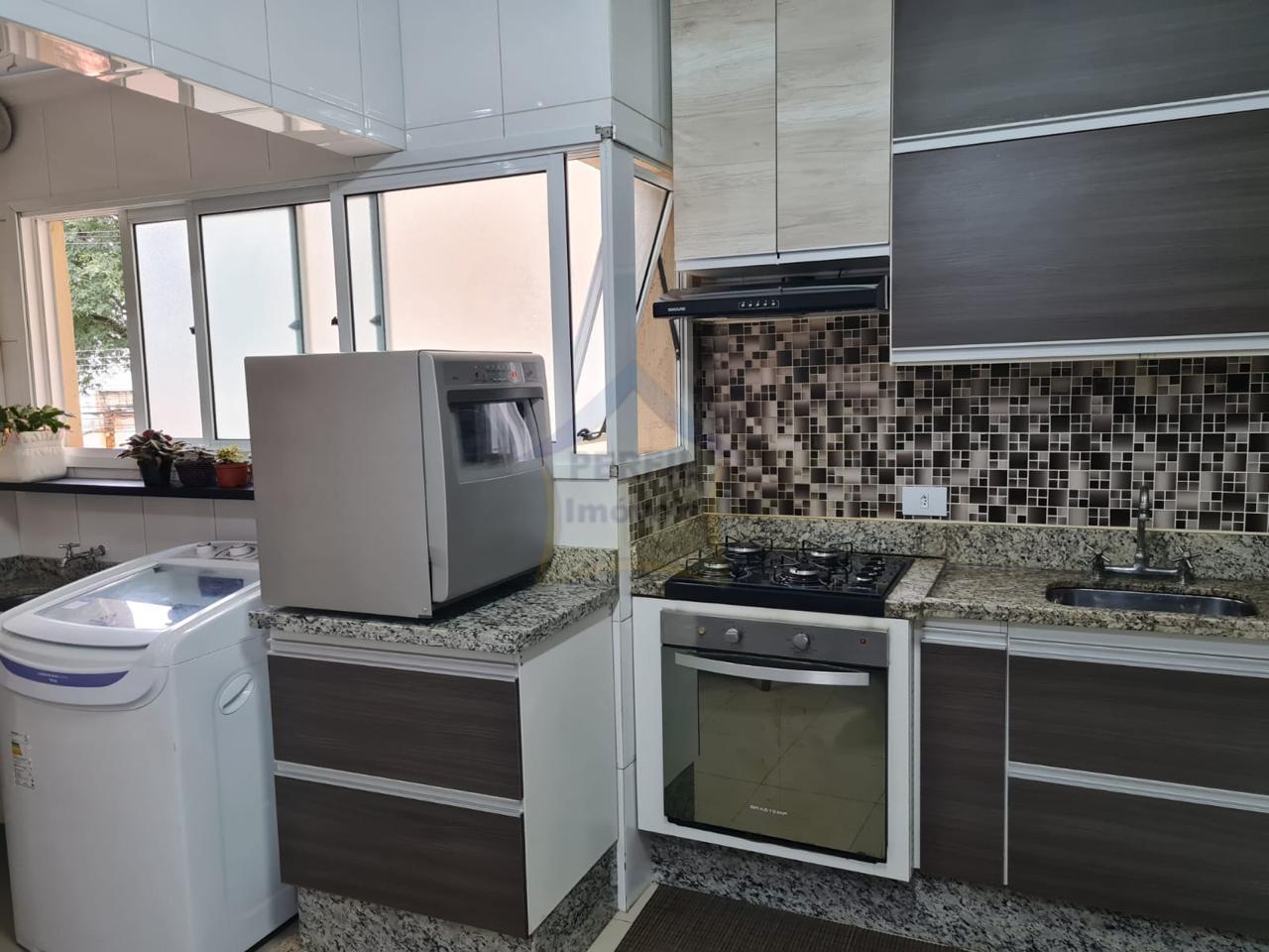 Apartamento a venda 3 dormitórios, duas suítes totalmente mobiliado . Em SBC