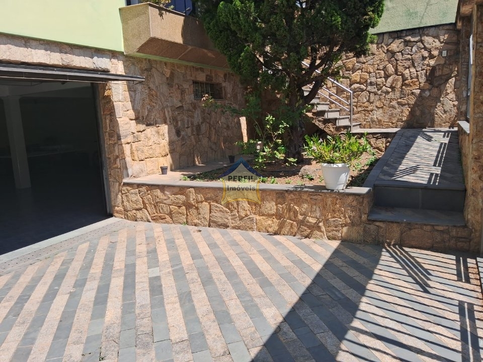 Casa à Venda no bairro Pq dos Passaros, São Bernardo do Campo-  4 dorms.