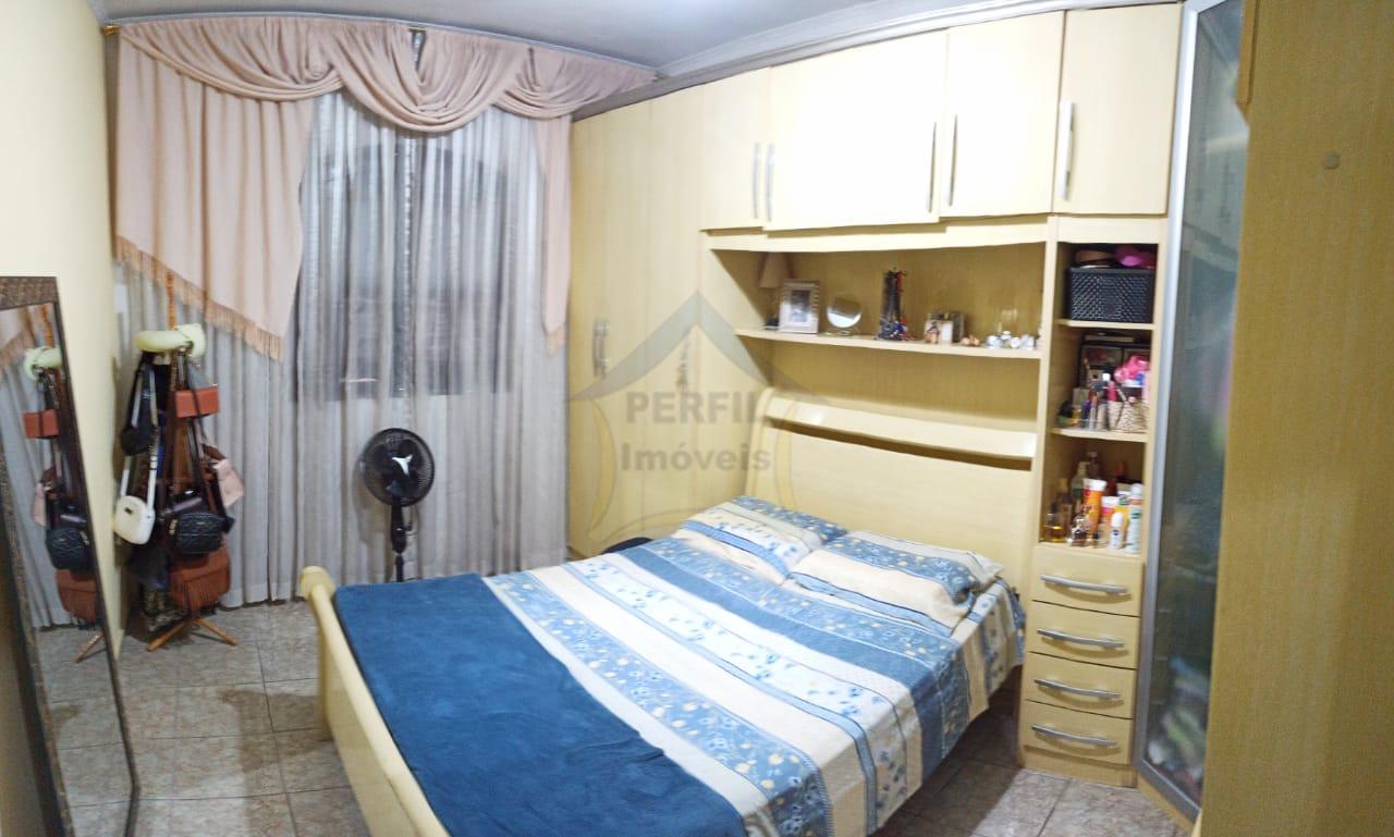 Casa à Venda no bairro Jardim Pilar, em Mauá- 2 dorm, 2 vagas.