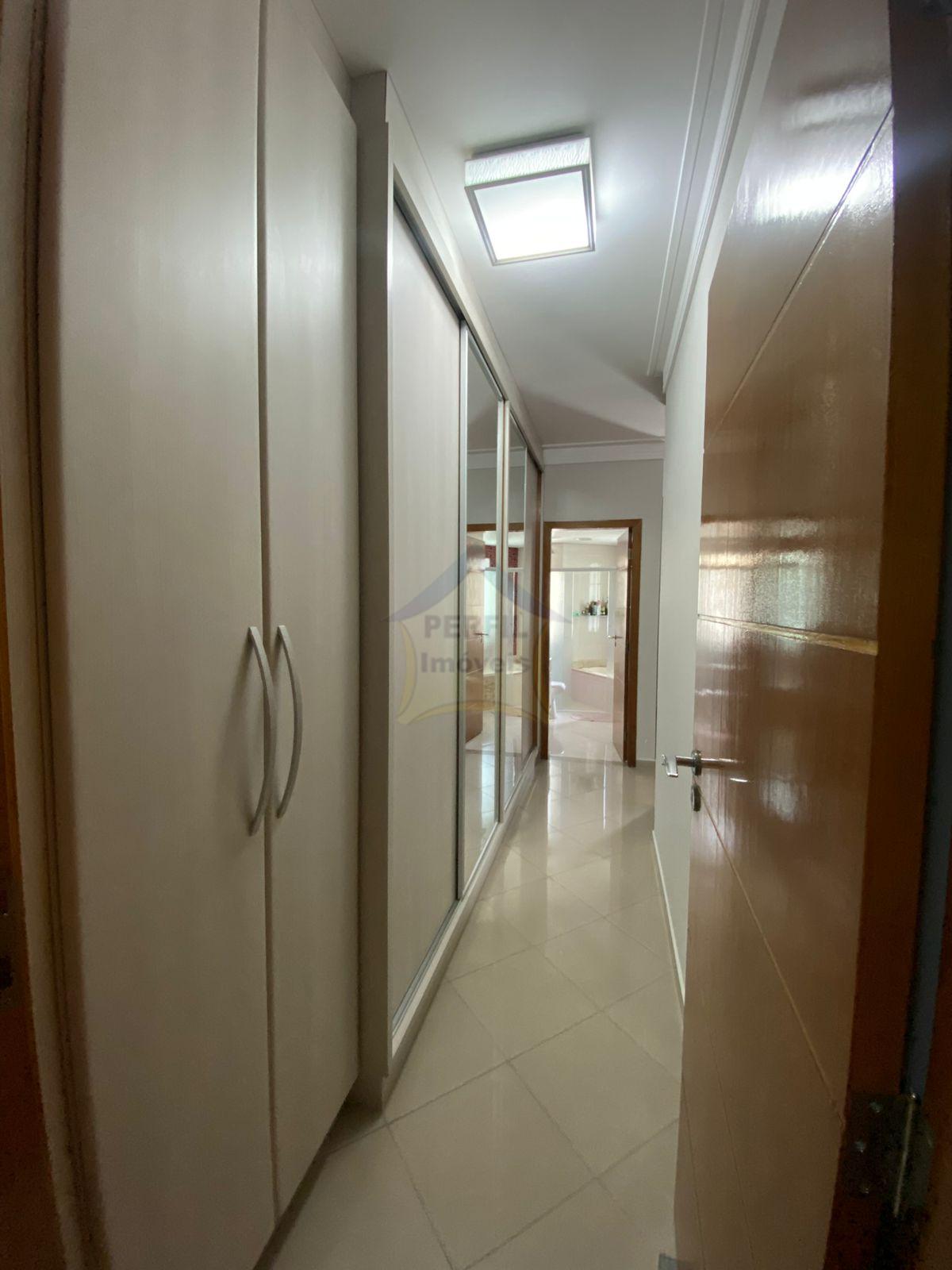 SOBRADO ALTO PADRÃO À VENDA EM SBC! MOBILIADO! LOC. PRIVILEGIADA !!