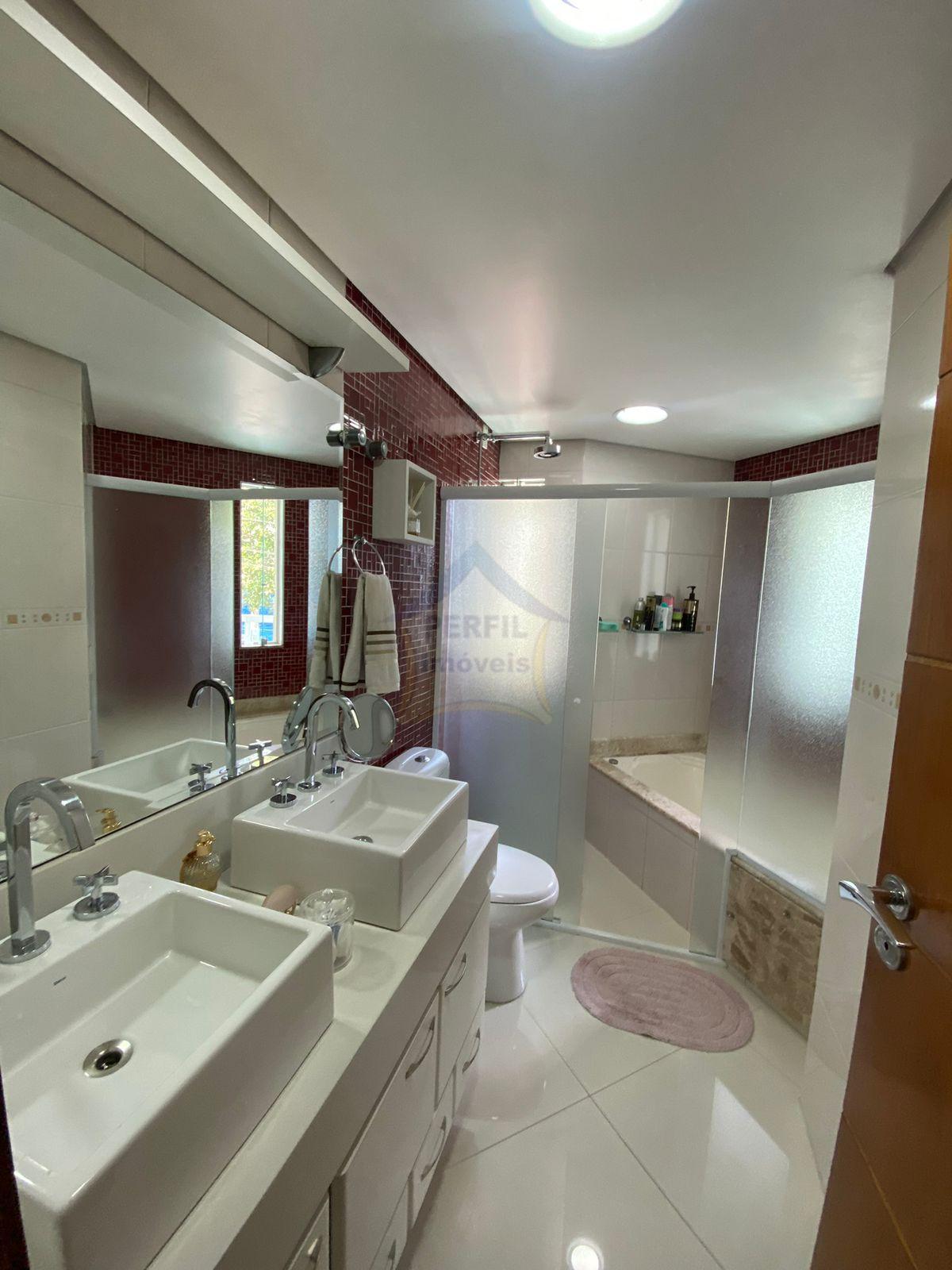 SOBRADO ALTO PADRÃO À VENDA EM SBC! MOBILIADO! LOC. PRIVILEGIADA !!