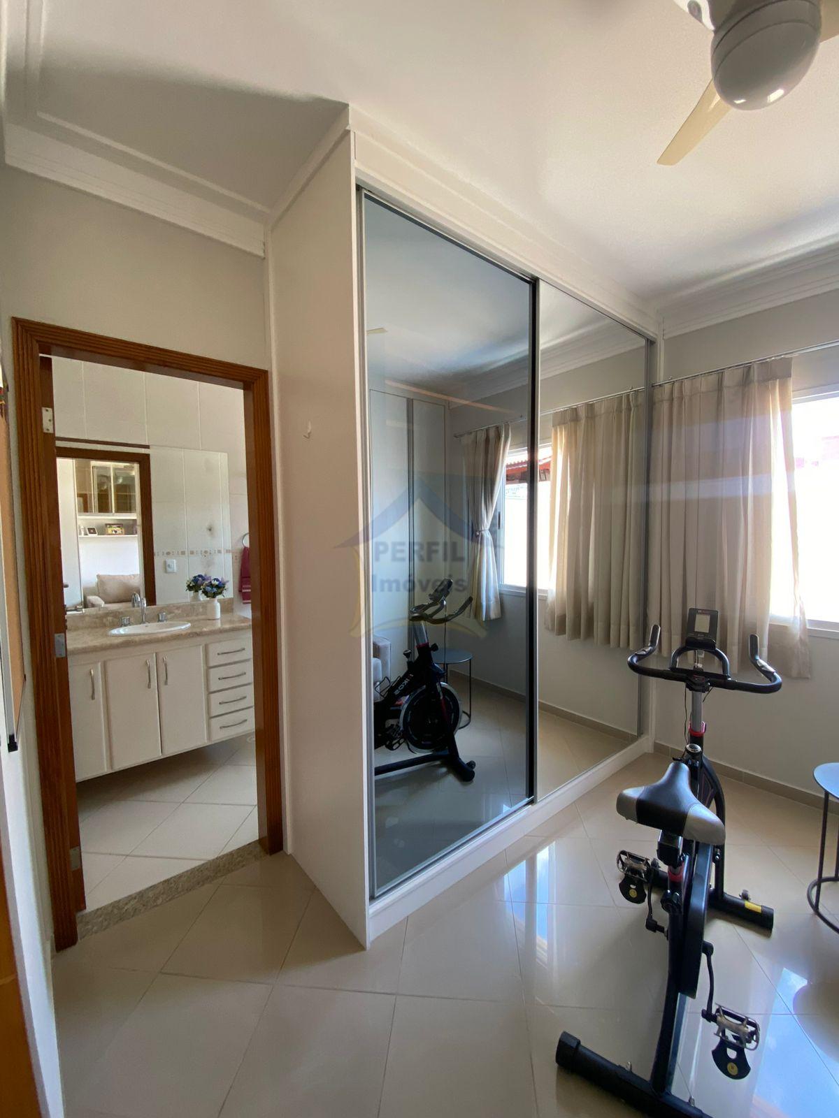 SOBRADO ALTO PADRÃO À VENDA EM SBC! MOBILIADO! LOC. PRIVILEGIADA !!