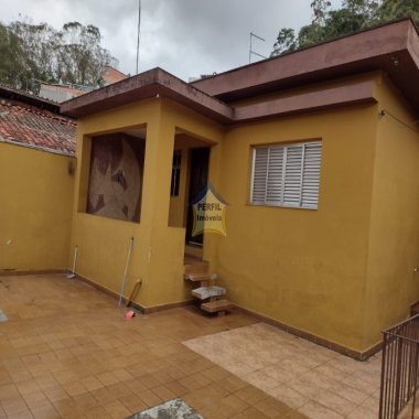 Linda Casa Térrea para Venda no Bairro Roncon , Ribeirão Pires/ 2 dorms, 2 vagas, 150 mt.