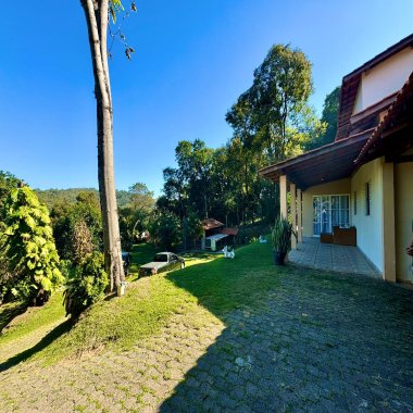 OPORTUNIDADE ! Linda Chácara à venda  em valinhos! R$750.000,00