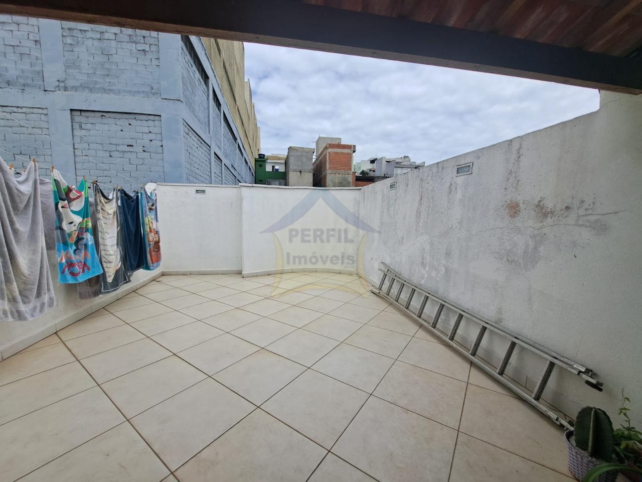 LINDA Cobertura à venda no bairro Santa Maria em Santo André Exc. Local