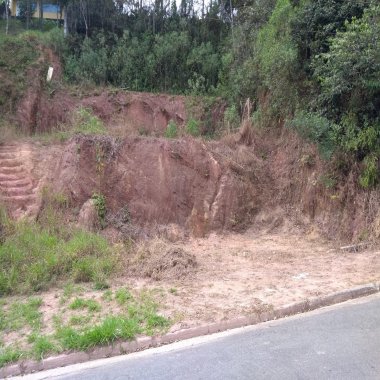 Ótimo terreno à venda / Ponte Seca em Ribeirão Pires!