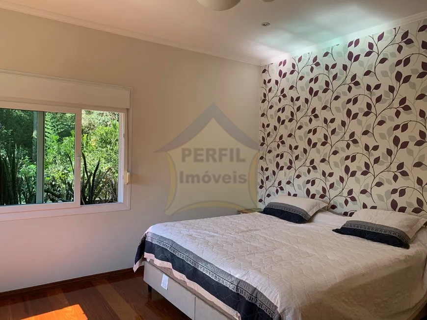 Sobrado 4 quartos para Venda no bairro Represa em Ribeirão Pires