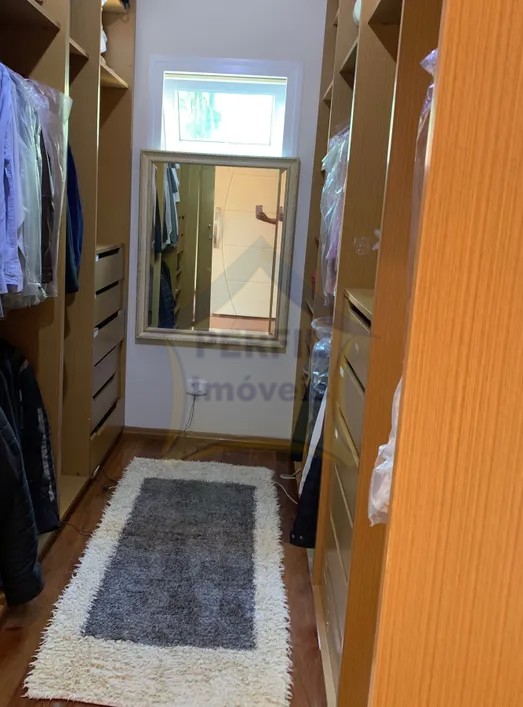 Sobrado 4 quartos para Venda no bairro Represa em Ribeirão Pires