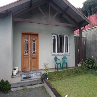 LINDA CASA , ÓTIMA LOCALIZAÇÃO/ VILA COLÔNIA / RIBEIRÃO PIRES.