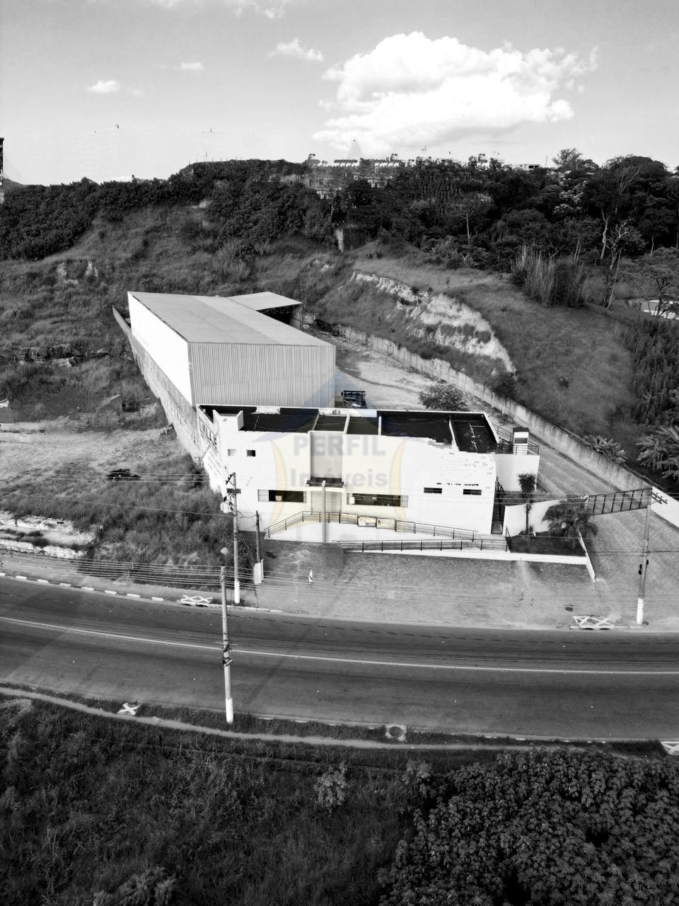 Galpão para Locação anual  no bairro Jardim Revista em Suzano