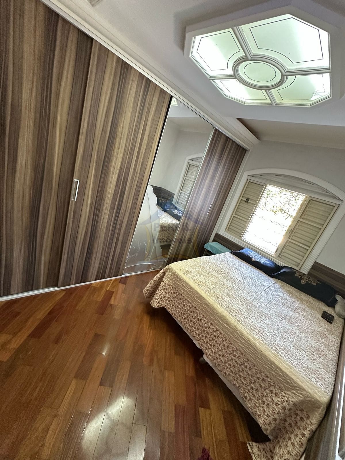 Sobrado 5 quartos para Venda no bairro Mauá em São Caetano do Sul