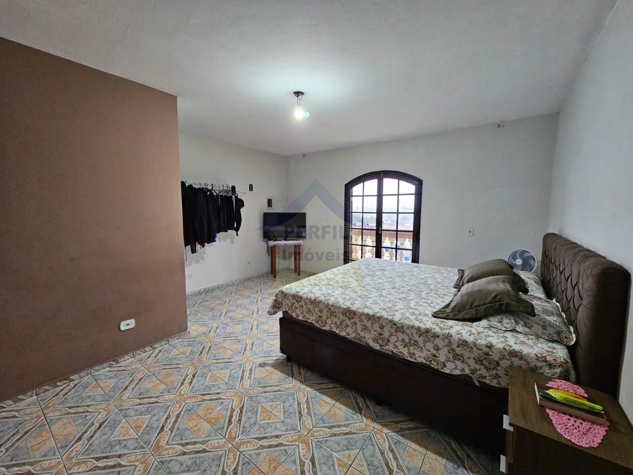 Sobrado 3 quartos para Venda no bairro Jardim Olinda em Mauá
