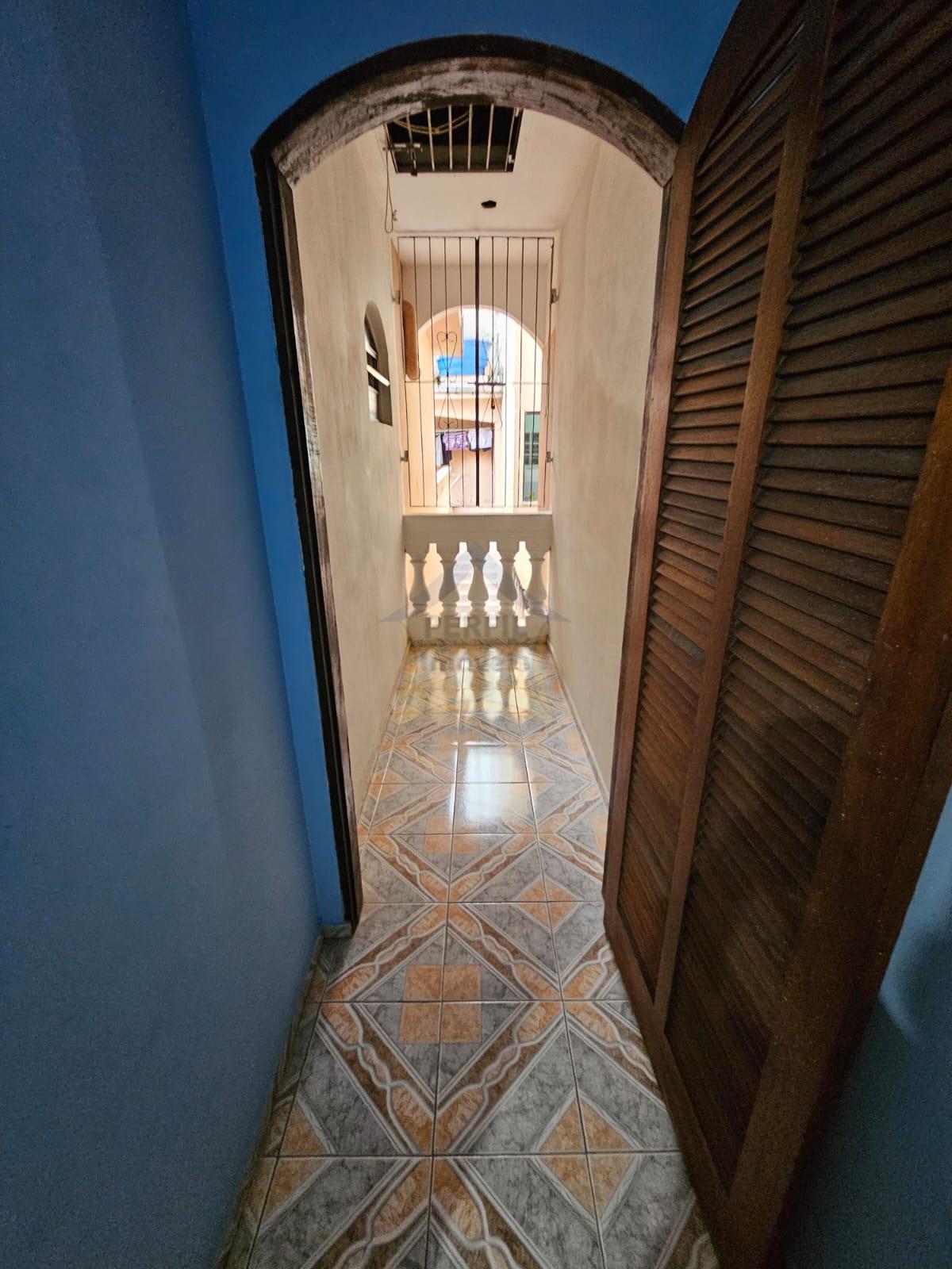 Sobrado 3 quartos para Venda no bairro Jardim Olinda em Mauá