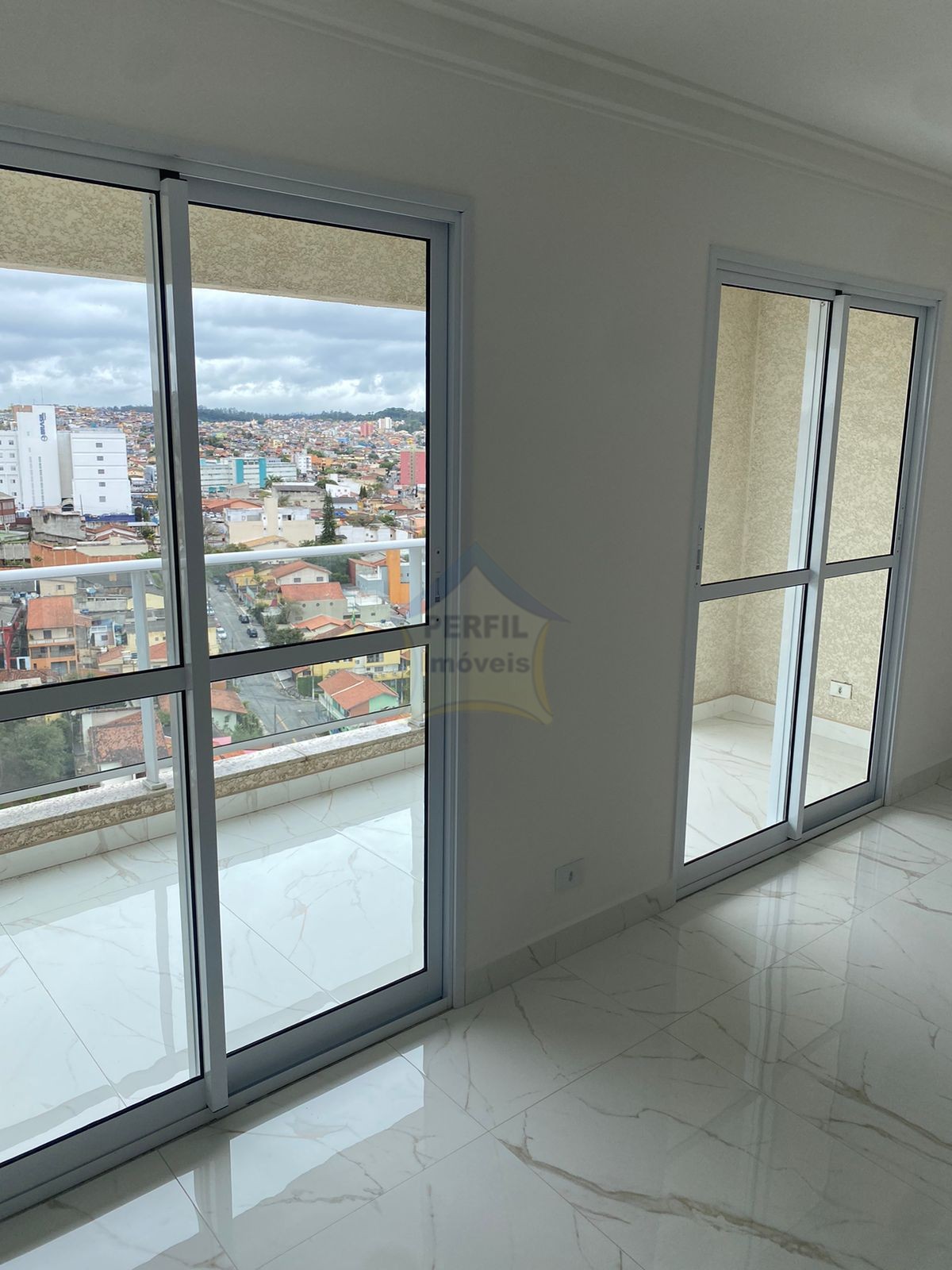Apartamento 3 quartos para Locação Anual no bairro Vila Guarani em Mauá