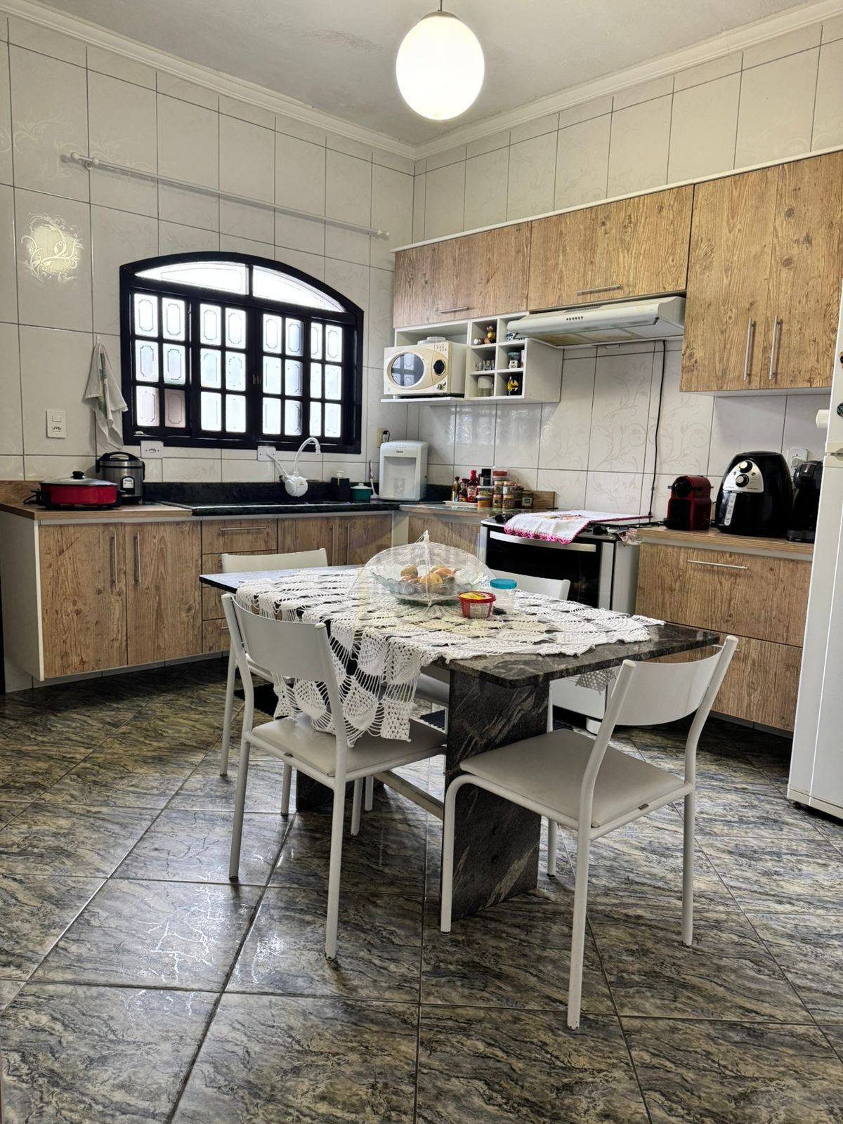 Sobrado 5 quartos para Venda no bairro Jardim Adelina em Mauá