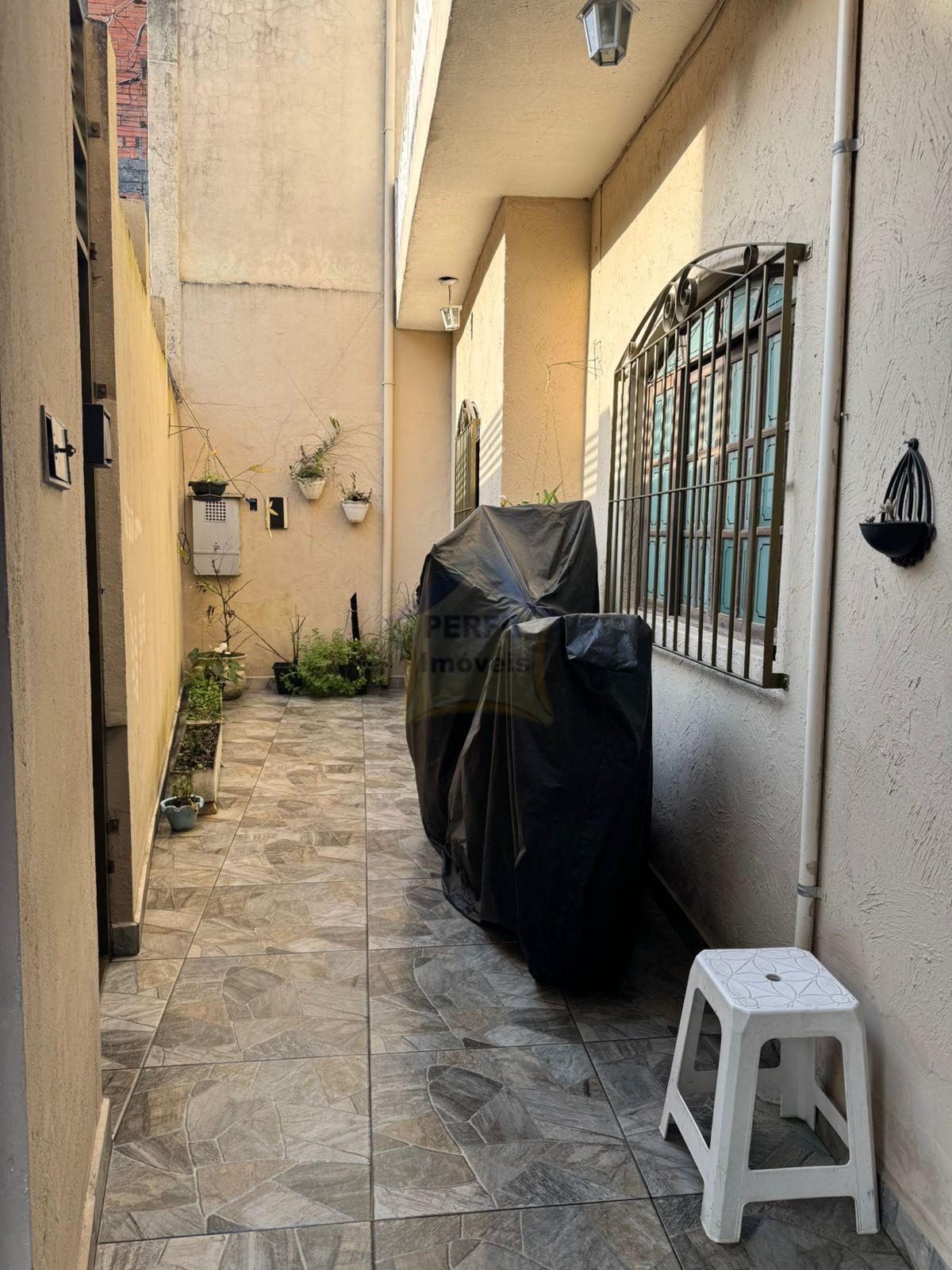 Sobrado 5 quartos para Venda no bairro Jardim Adelina em Mauá