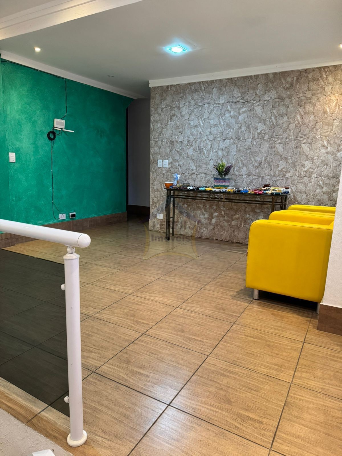 Sobrado 5 quartos para Venda no bairro Jardim Adelina em Mauá