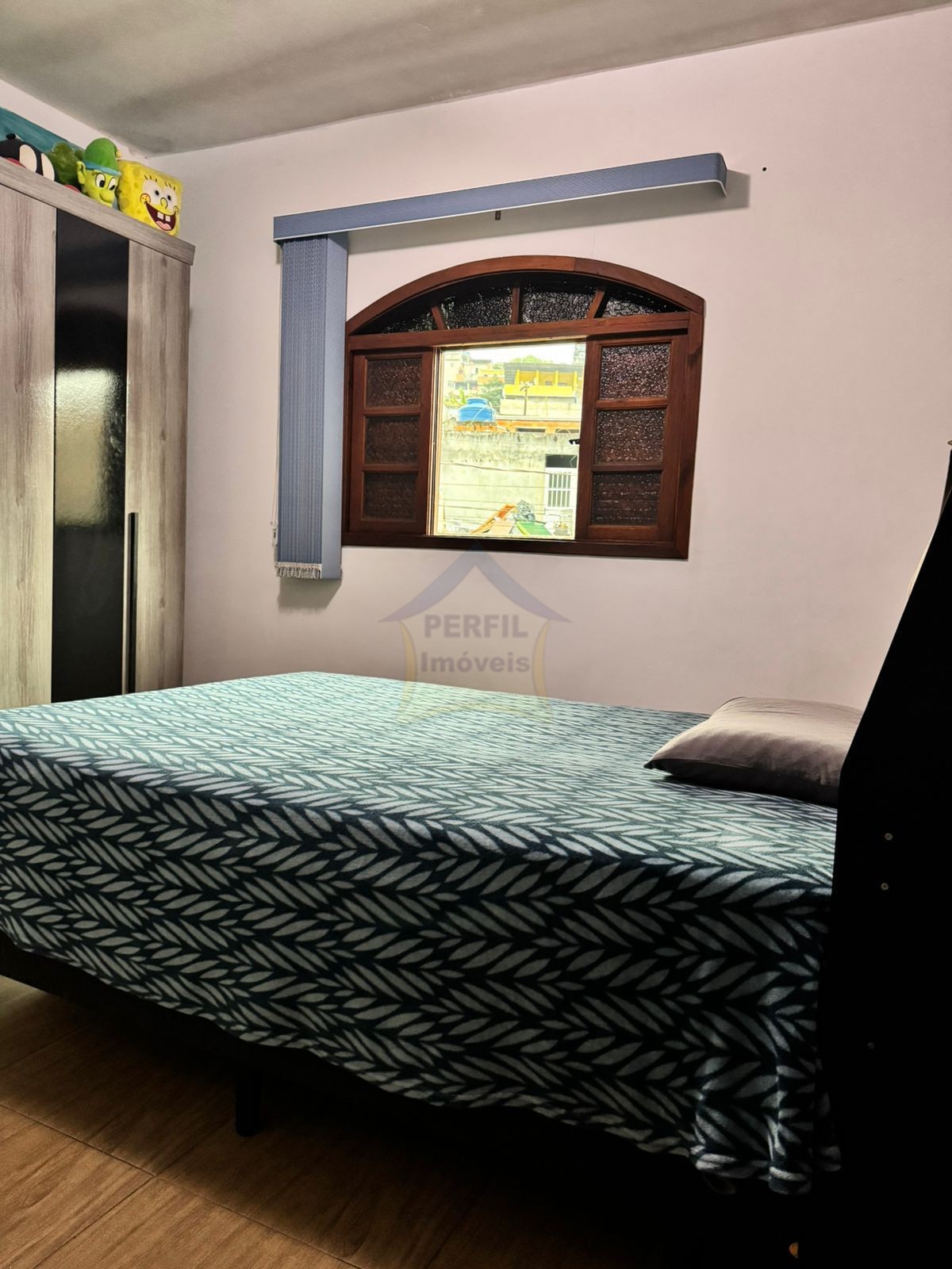 Sobrado 5 quartos para Venda no bairro Jardim Adelina em Mauá