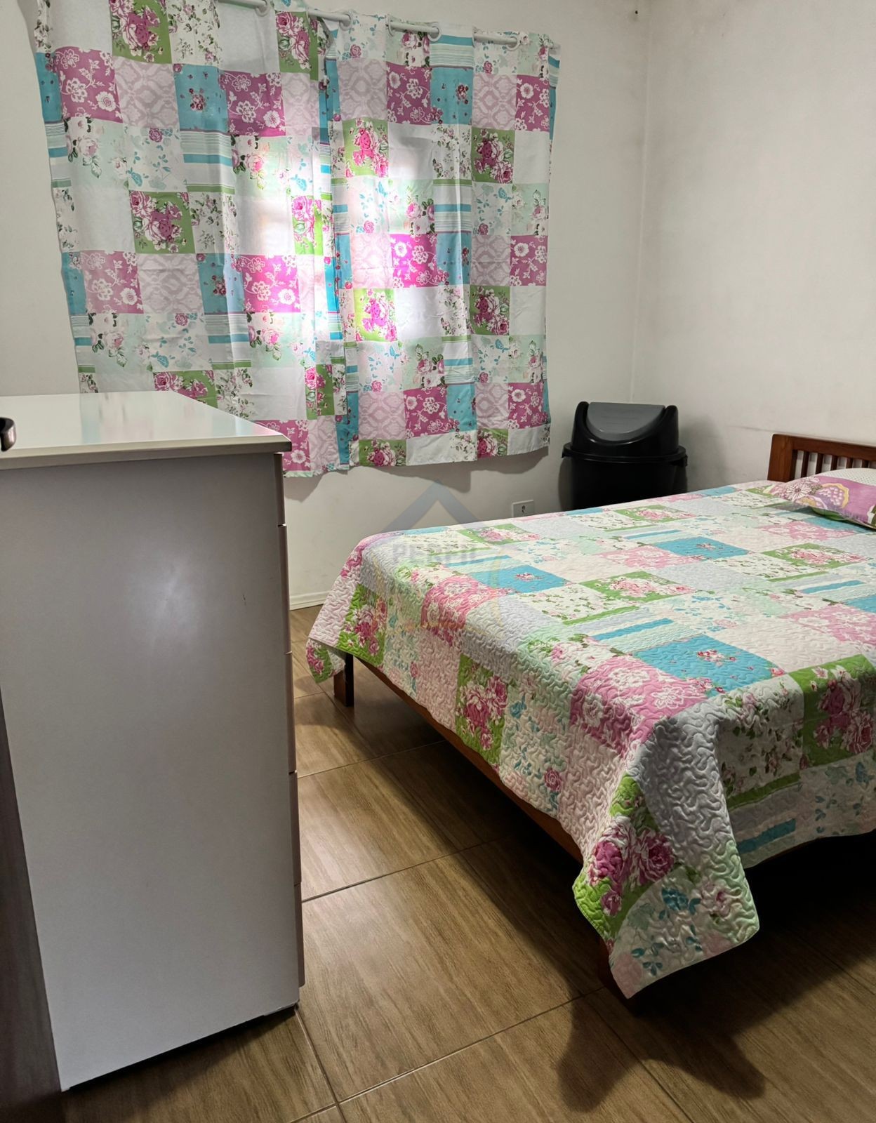 Sobrado 5 quartos para Venda no bairro Jardim Adelina em Mauá