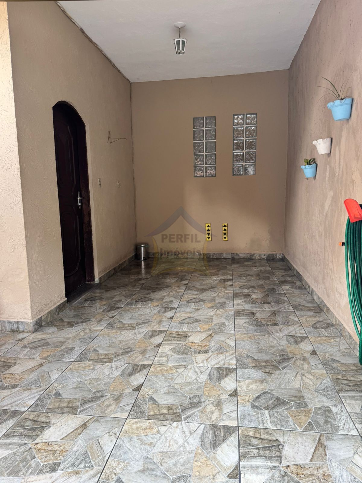 Sobrado 5 quartos para Venda no bairro Jardim Adelina em Mauá