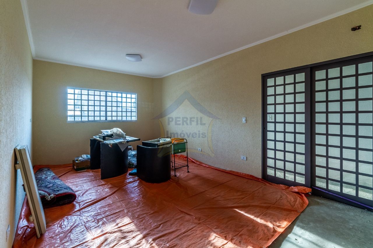 Sobrado 4 quartos para Venda no bairro Parque João Ramalho em Santo André