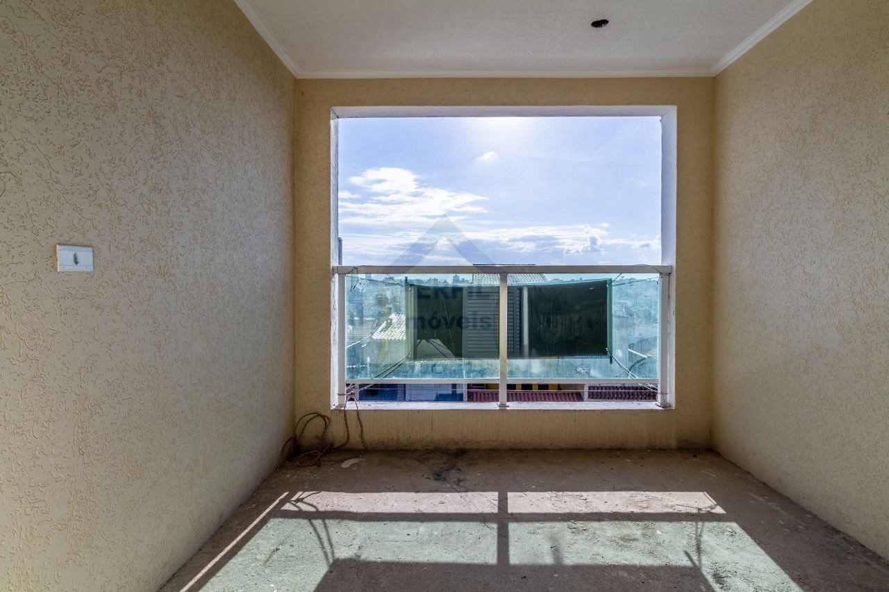 Sobrado 4 quartos para Venda no bairro Parque João Ramalho em Santo André