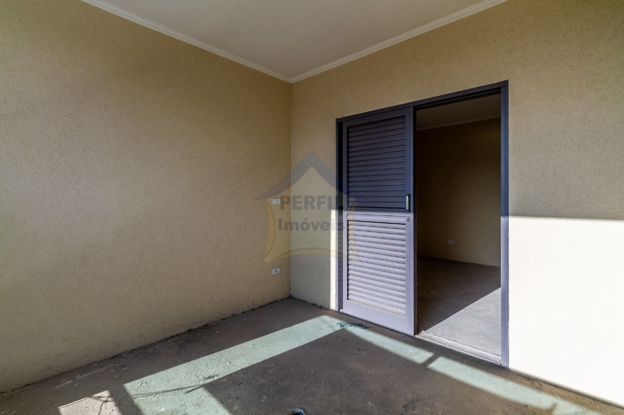 Sobrado 4 quartos para Venda no bairro Parque João Ramalho em Santo André