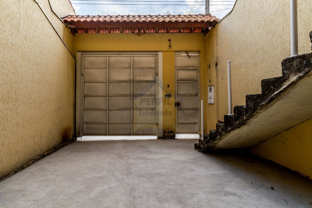 Sobrado 4 quartos para Venda no bairro Parque João Ramalho em Santo André