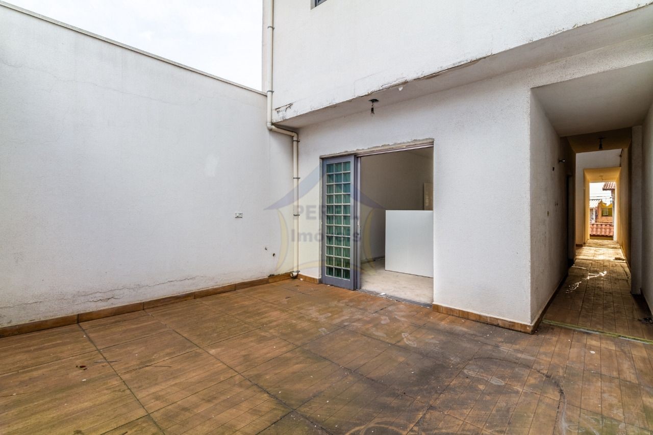 Sobrado 4 quartos para Venda no bairro Parque João Ramalho em Santo André