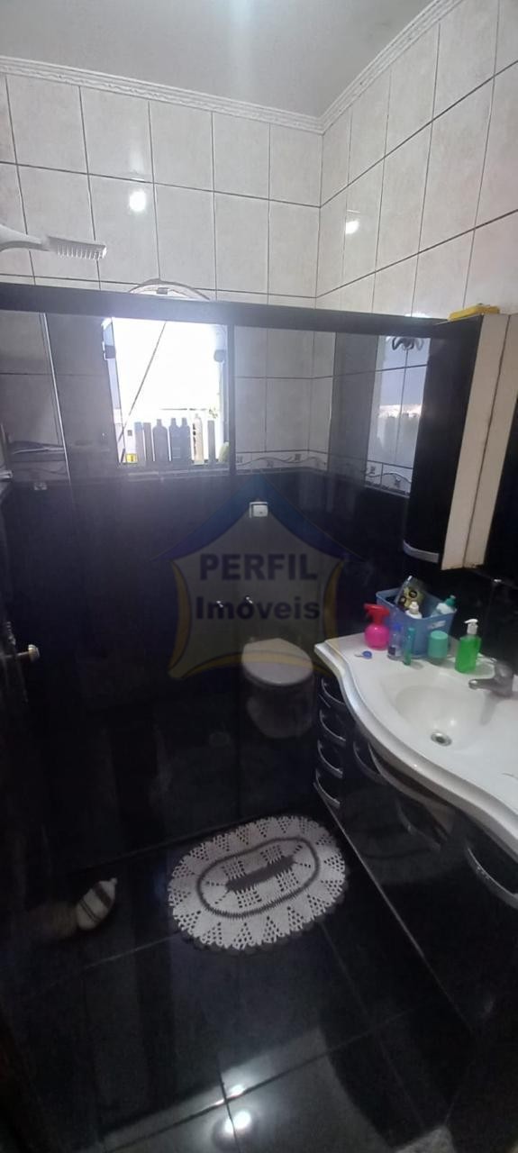 Sobrado 3 quartos para Venda no bairro Jardim Santa Lídia em Mauá