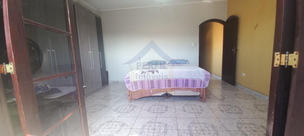 Sobrado 3 quartos para Venda no bairro Jardim Santa Lídia em Mauá