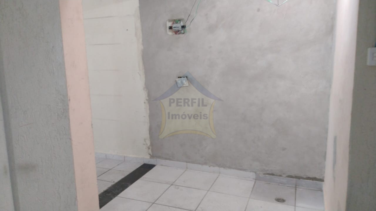 Sala comercial para Locação Anual no bairro Vila Lucinda em Santo André
