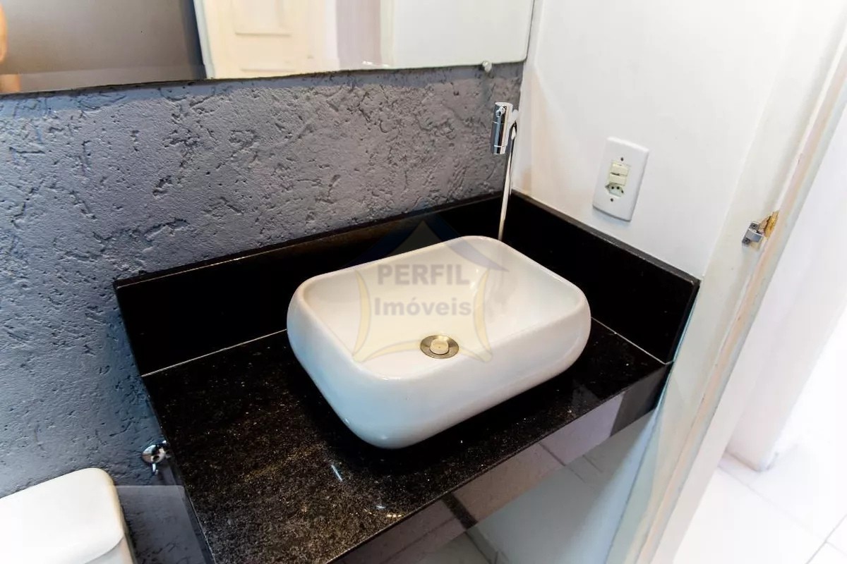 Apartamento para Venda no bairro Santa Terezinha em Santo André