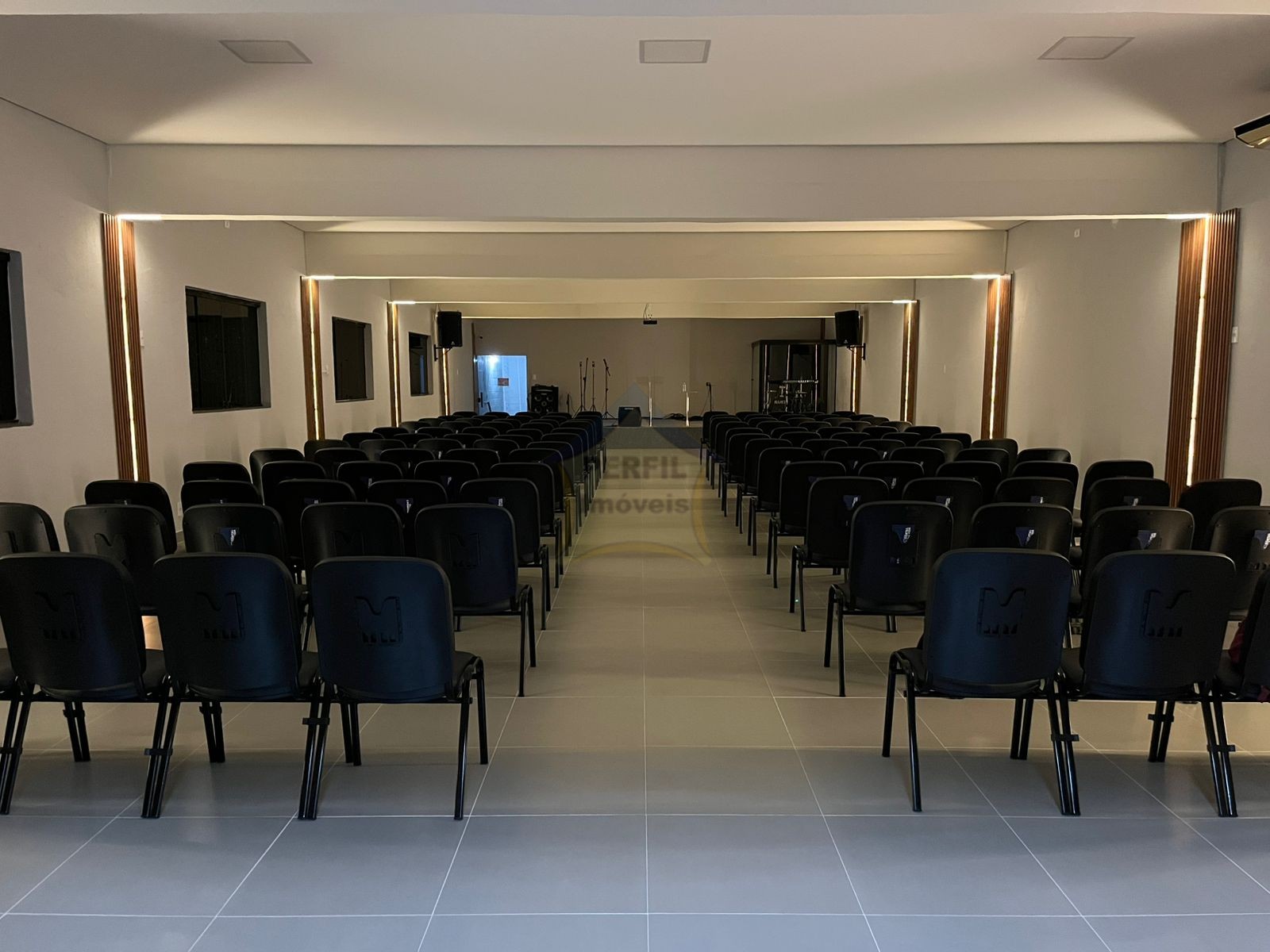 Galpão para Locação Anual no bairro Jardim Irene em Santo André