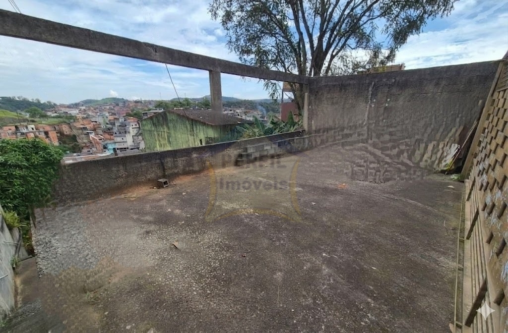 Terreno para Venda no bairro Jardim Luzitano em Mauá