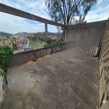 Terreno para Venda no bairro Jardim Luzitano em Mauá